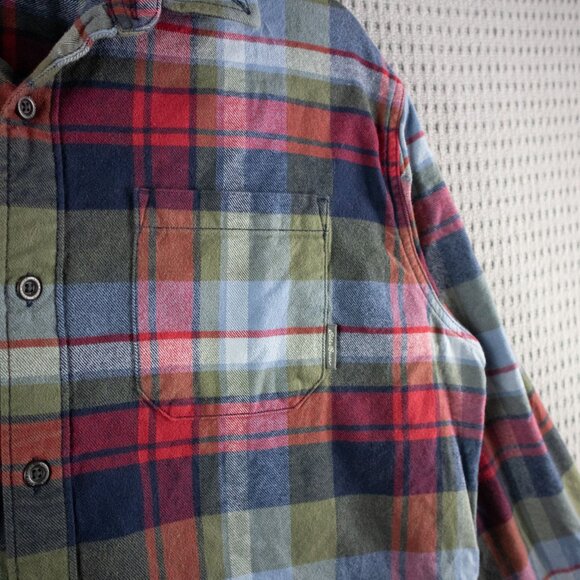 Eddie Bauer Flannel Longsleeve Button Up Mens Large - Picture 5 of 8